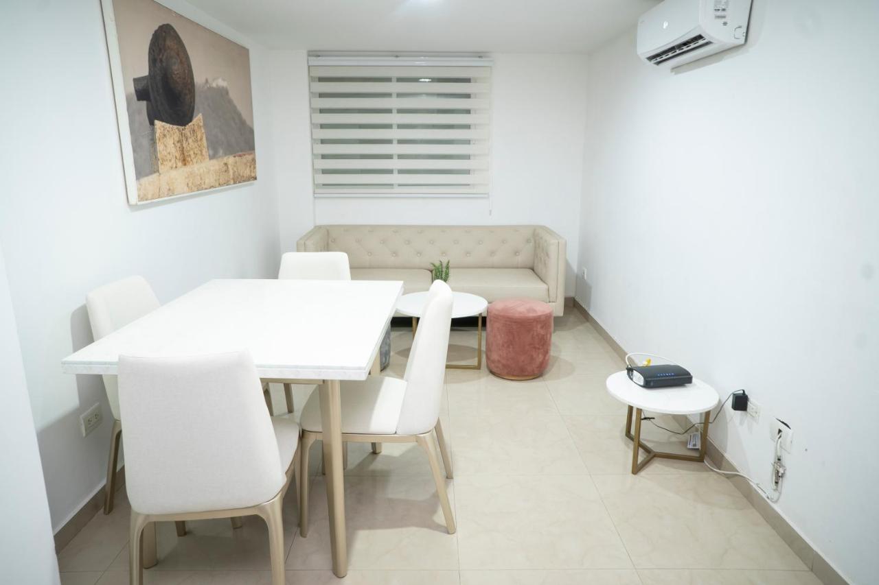 Apartamento En Bocagrande - Edificio Minarete Apartment Cartagena Exterior photo